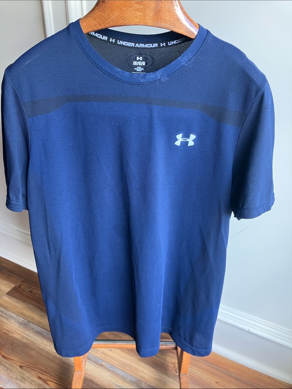 Under Armour Men’s Navy Short-Sleeve Training Tee with Black Yoke